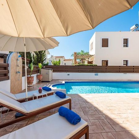 Villa Iris By Ezoria Villas Ajia Napa Zewnętrze zdjęcie
