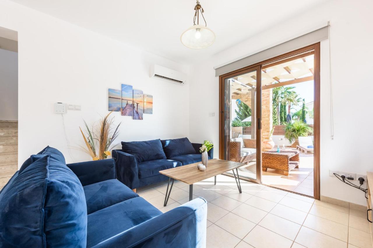 Villa Iris By Ezoria Villas Ajia Napa Zewnętrze zdjęcie